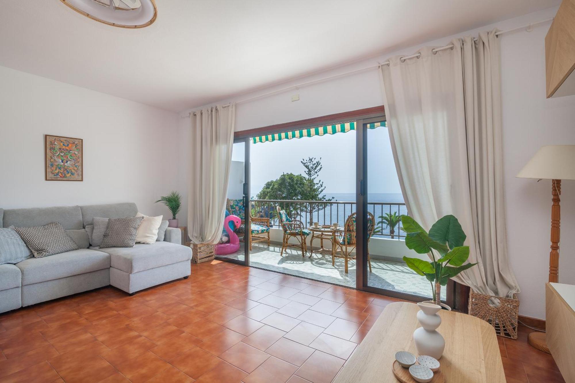 Casa De Franco - Ocean View, Terrace, Balcony, 50M From Playa La Arena, Fibre Net Apartamento Puerto de Santiago  Exterior foto